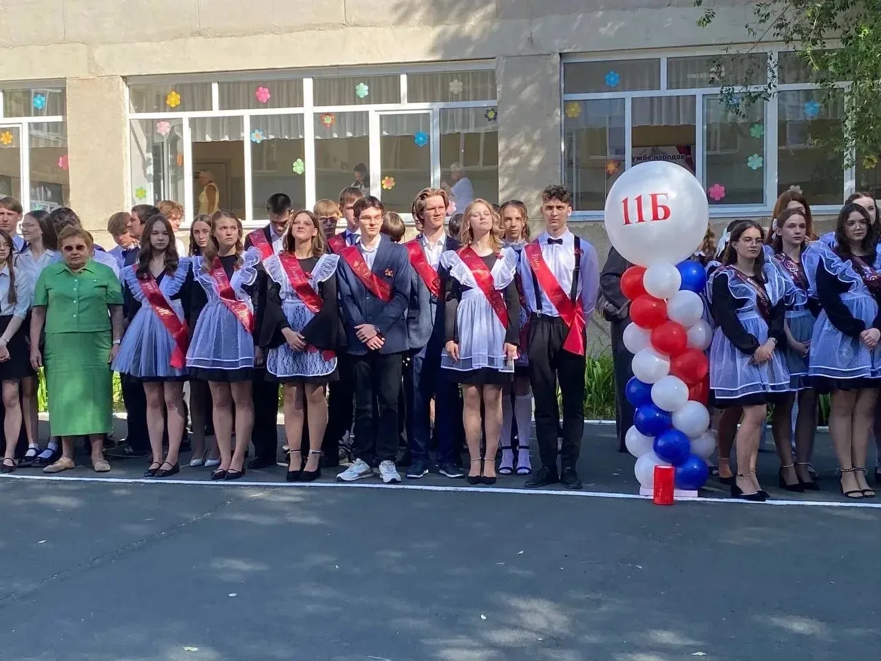 🌟 Последний звонок 2026 🌟 
 
Сегодня в школе прозвенел трогательный и долгожданный «Последний звон