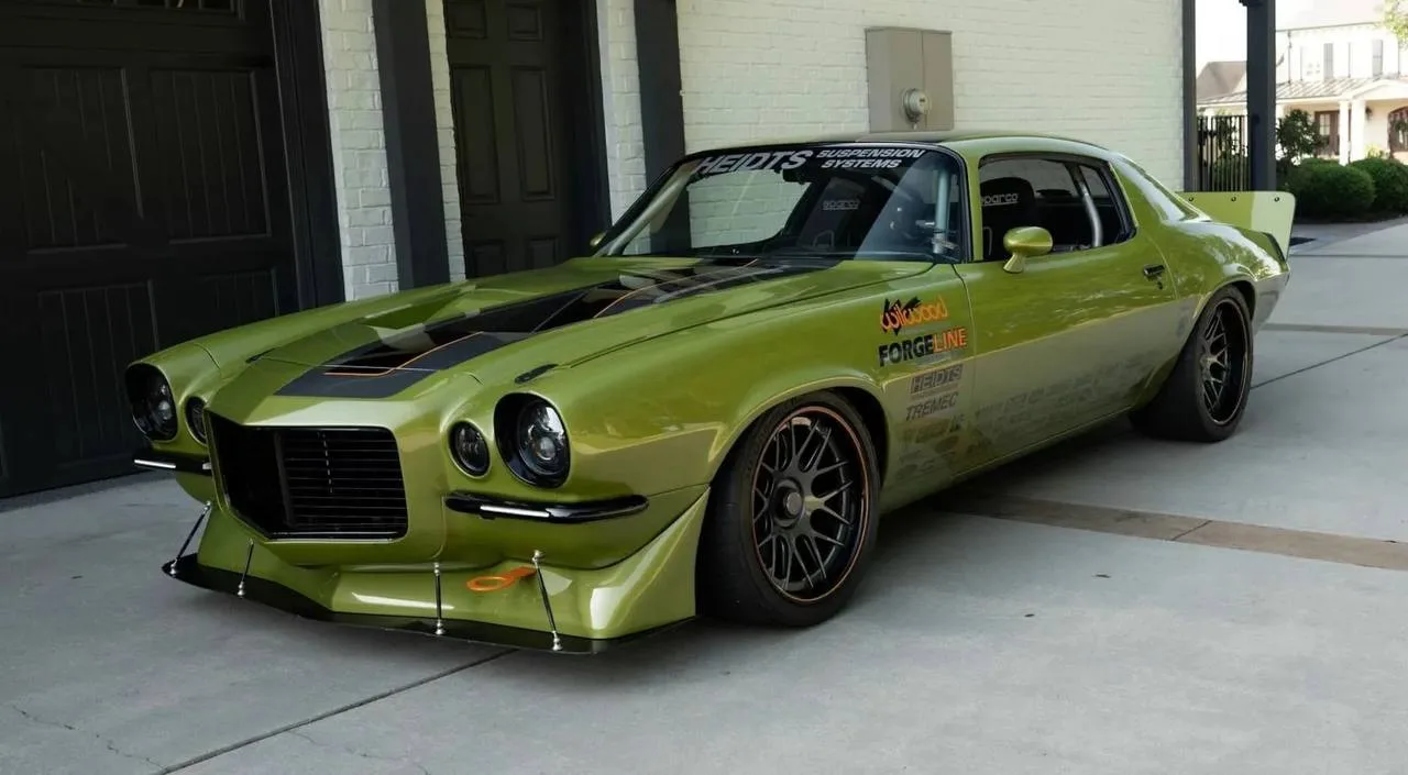 На аукцион выставили Camaro 1973 года, который превратили в 680-сильного монстра для SEMA.
