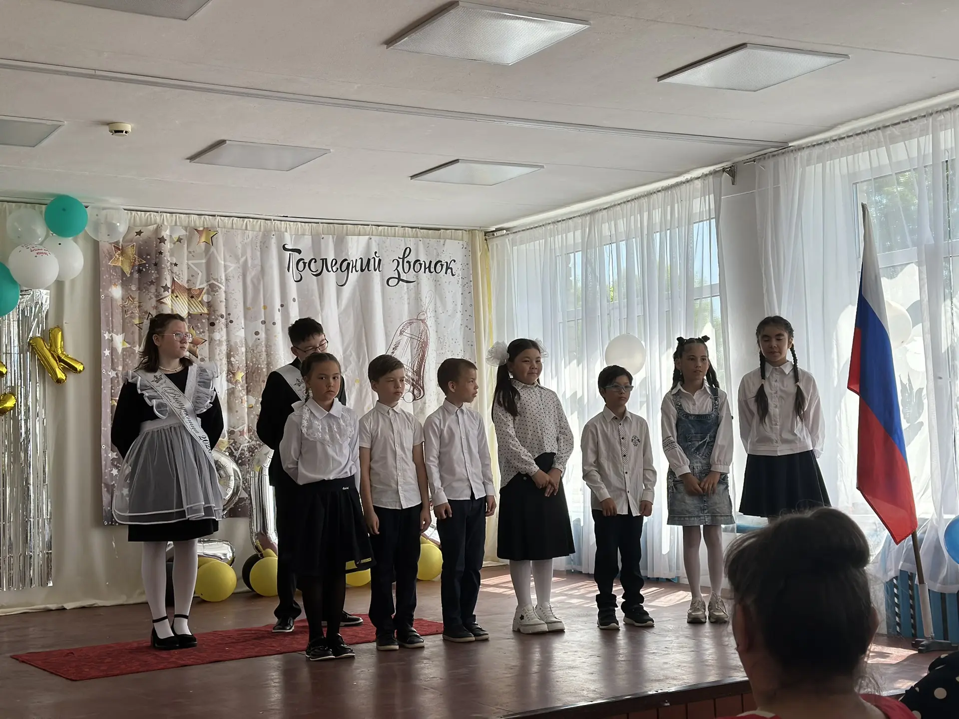 ✨ 25 мая в нашей школе прозвенел последний звонок для выпускников 9-х классов! ✨