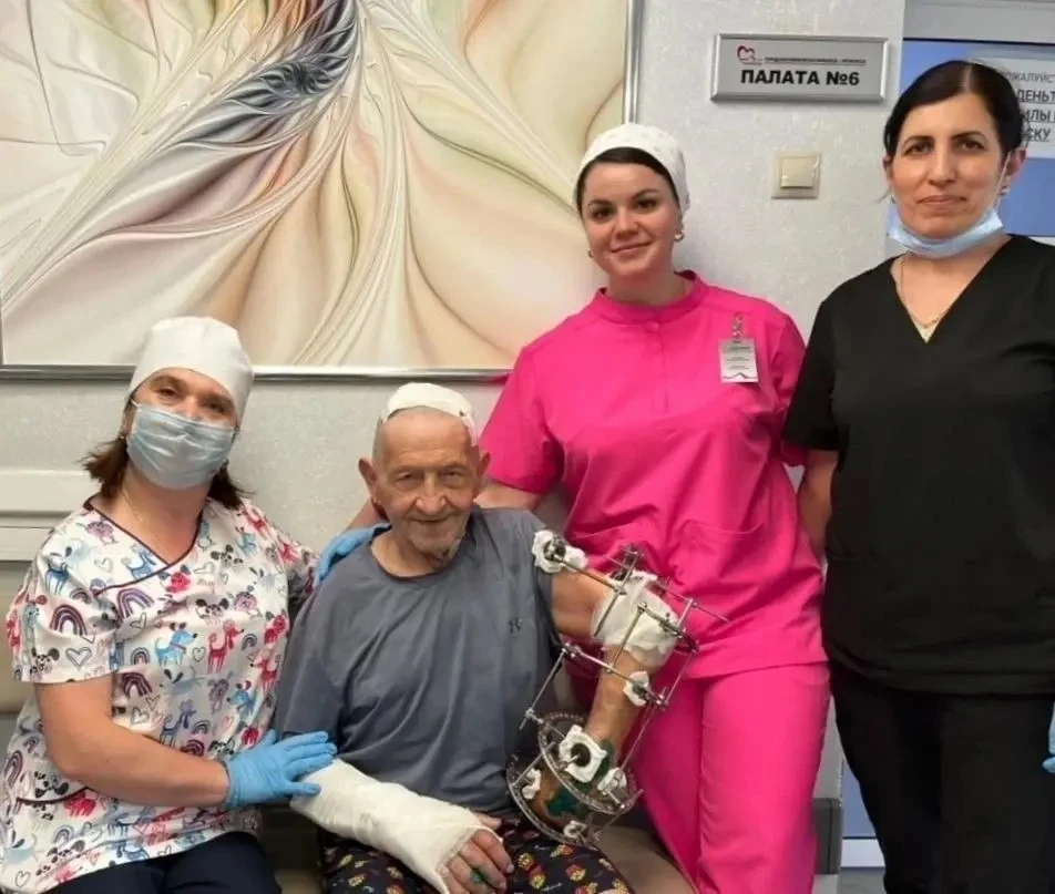 🏥Медики Пятигорска спасли мужчину и воссоединили его с семьёй