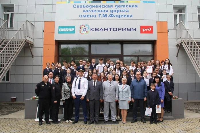 🚉Школьники из Уруши проходят летнюю производственную практику на Свободненской детской...