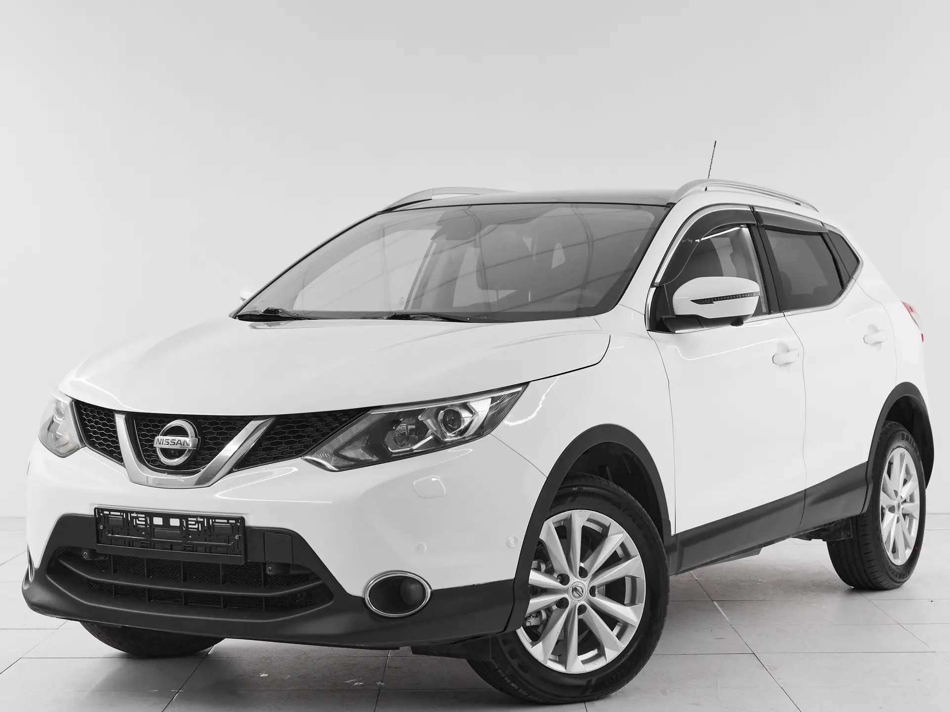 В НАЛИЧИИ Nissan Qashqai 2014 года в комплектации LE+ с пробегом