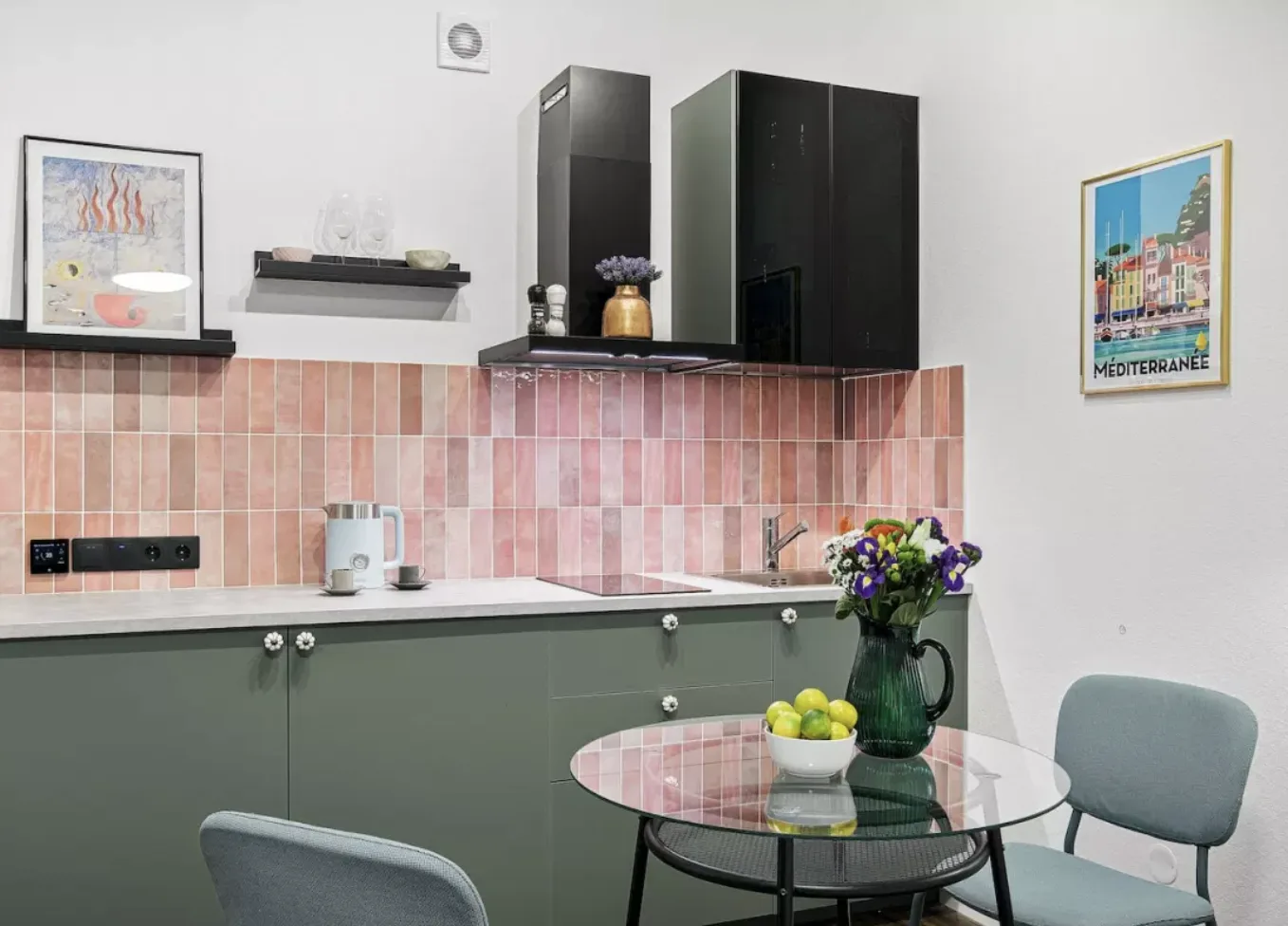 https://domiksmart.ru/spb/apartamenty-losos-polnye-uyuta-i-komforta-s-kuhney-i-balkonom...