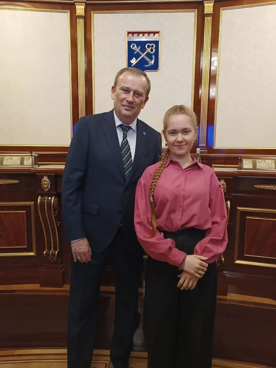 Встреча с губернатором: ученица МОБУ "Сясьстройской СОШ №2" в числе лучших выпускников ...