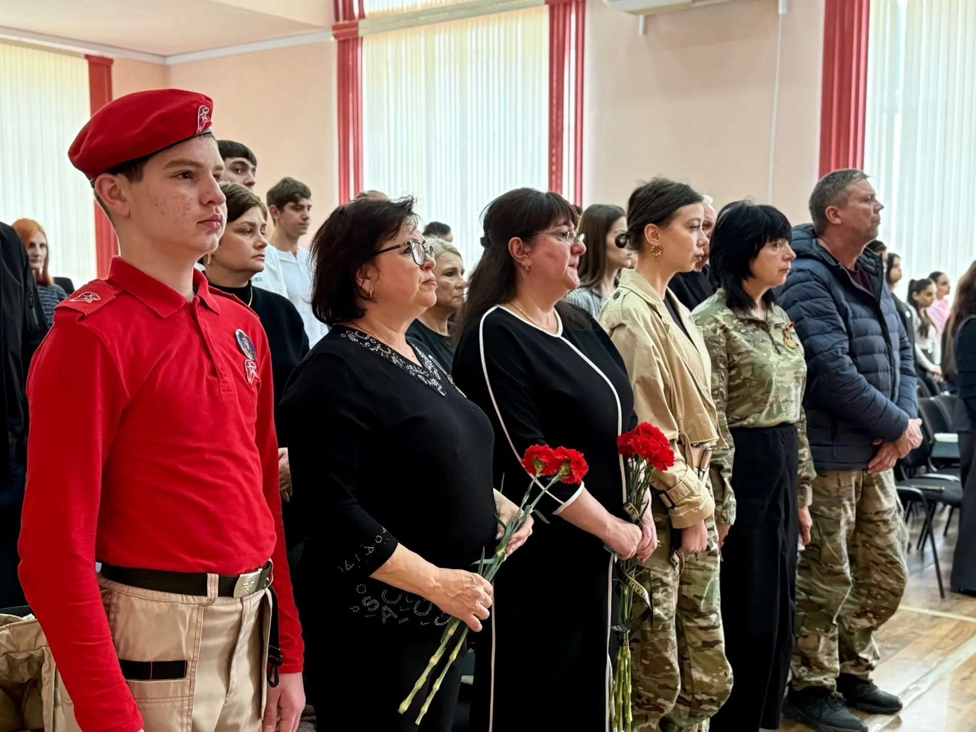Солдат, погибший за народ, - бессмертен!🥀