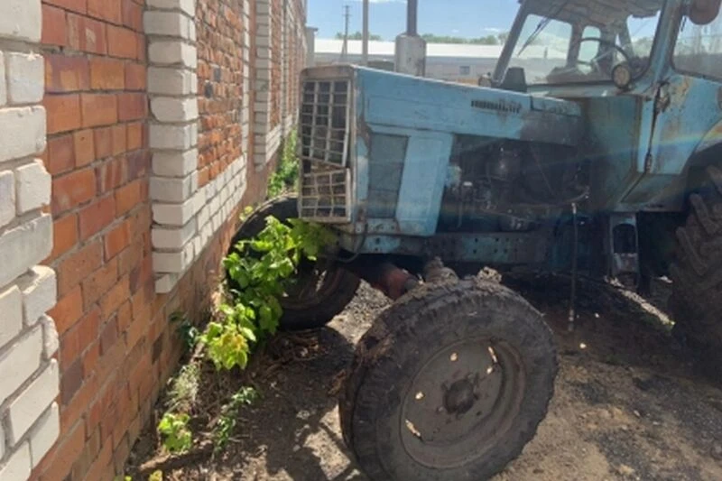70 человек купили в зауральской автошколе удостоверения трактористов