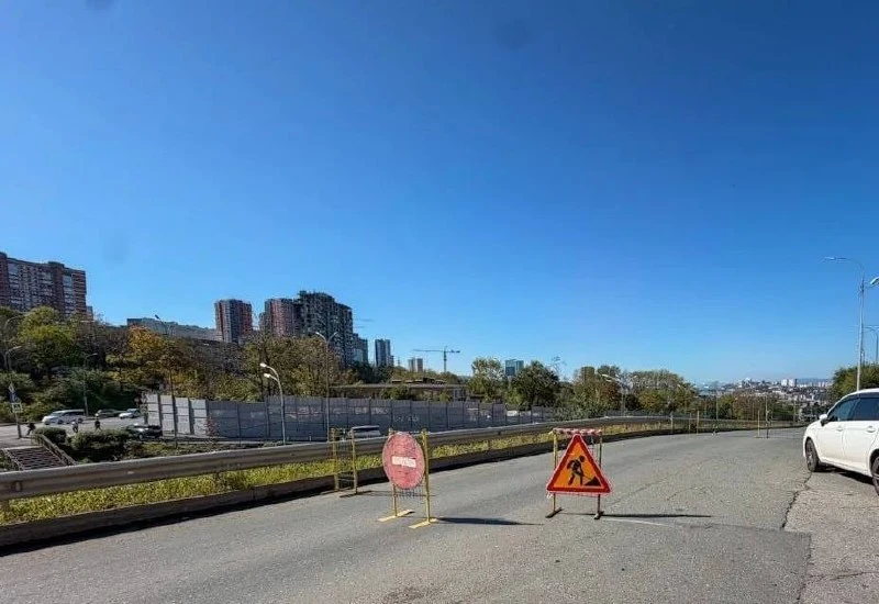 Во Владивостоке перекрыт проезд с Окатовой на Олега Кошевого — в том числе для обществе...