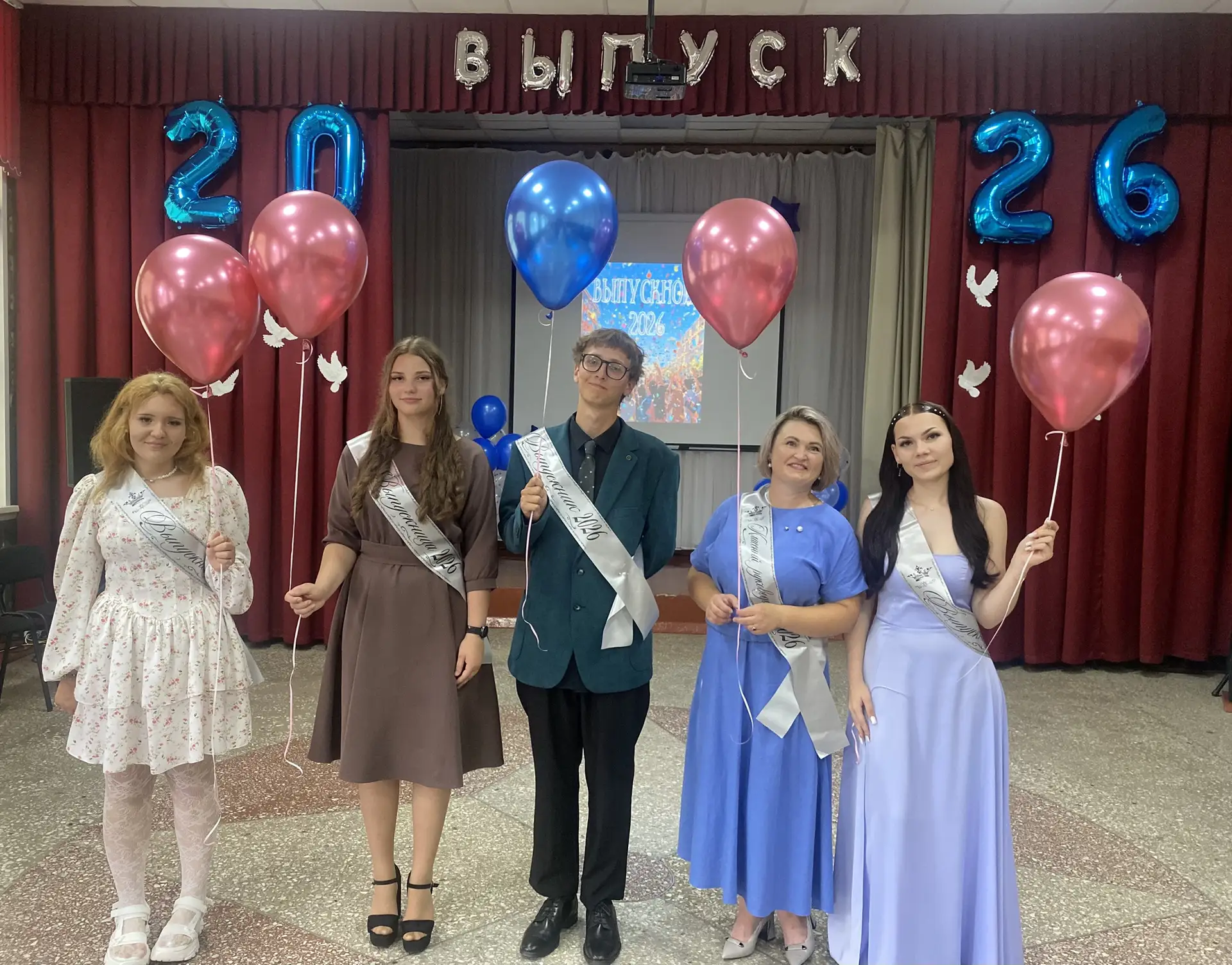 🎈✨ В добрый путь, наши дорогие выпускники! 

Сегодня у нас был особенный, невероятно волнующий и не