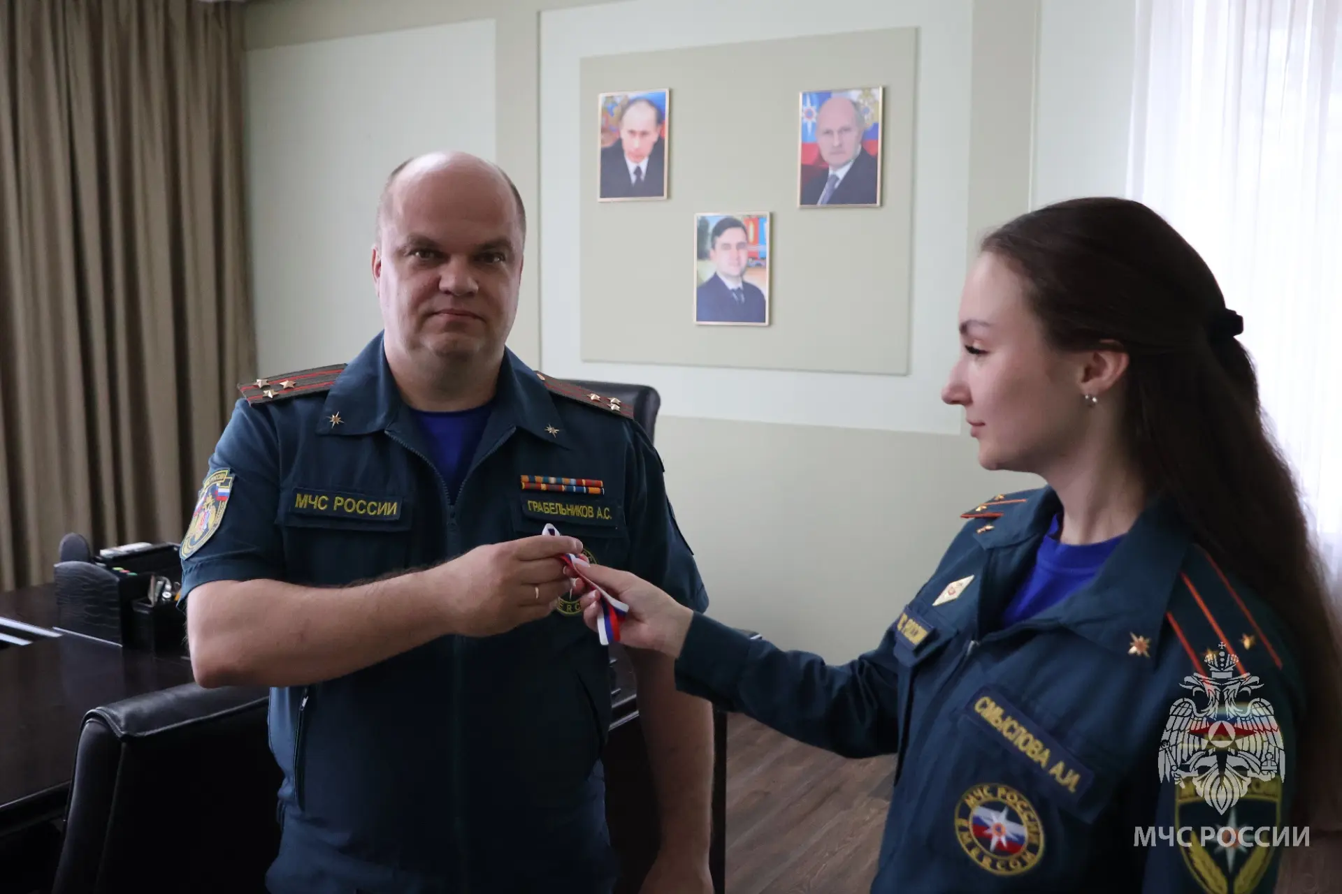 Представители Молодежного совета приняли участие в акции «Российский триколор»

🇷🇺В преддверии одн