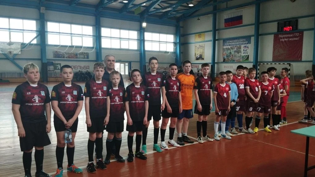 1 апреля в ФОКе р.п. Земетчино команда ДЮСШ Вадинчкого района под  руководством тренера Орькина И.А.