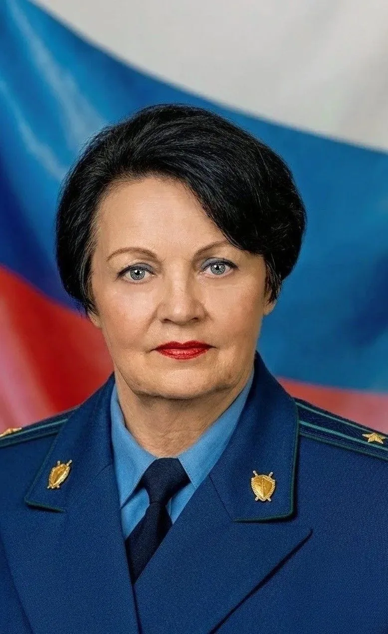 Галина Дмитриевна Буракова: от работника оборонного предприятия до авторитетного прокур...