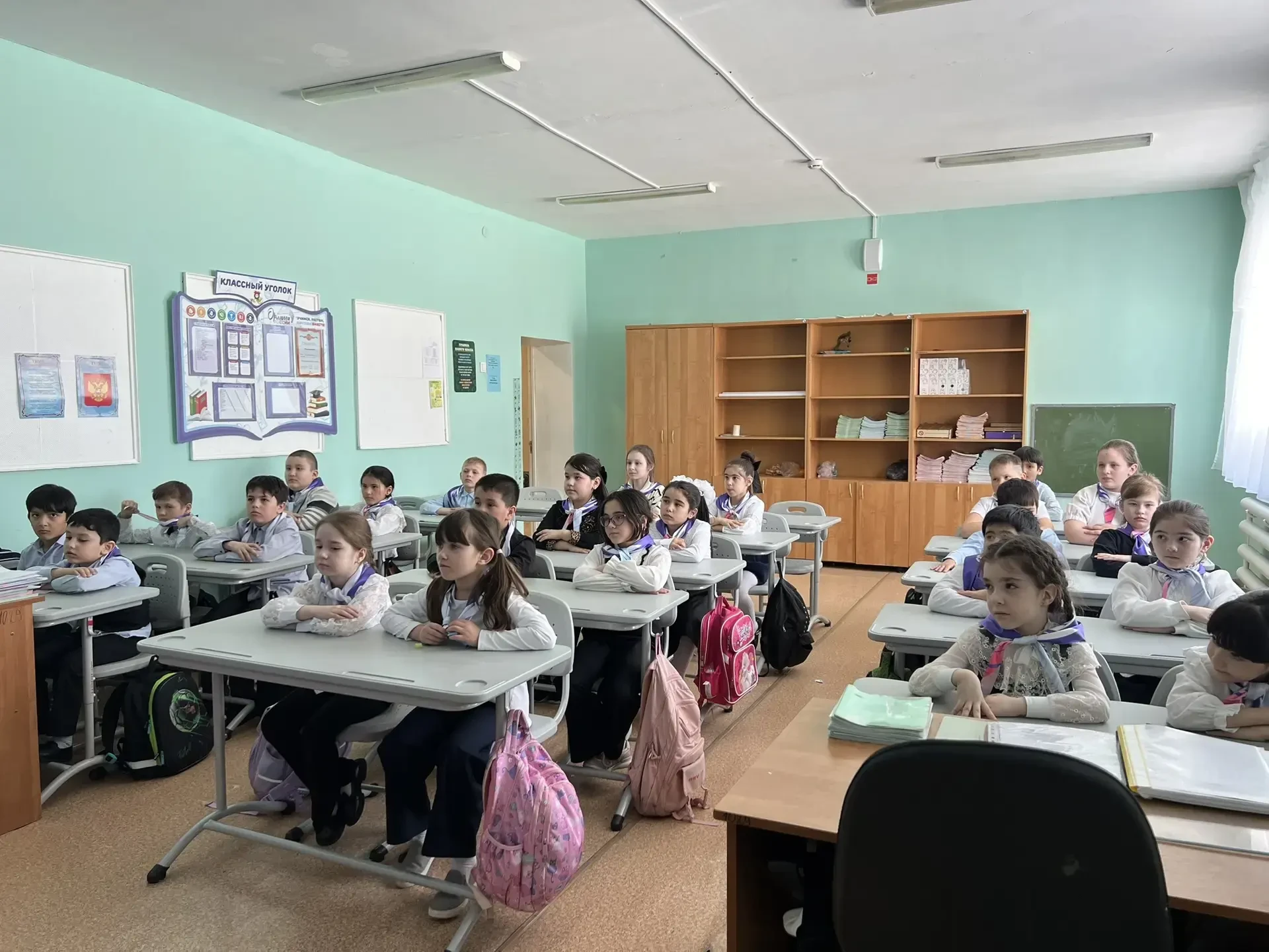«Добрый урок» у Орлят России: как помочь бабушке и стать волонтёром, если ты ещё учашься в школе. Мы