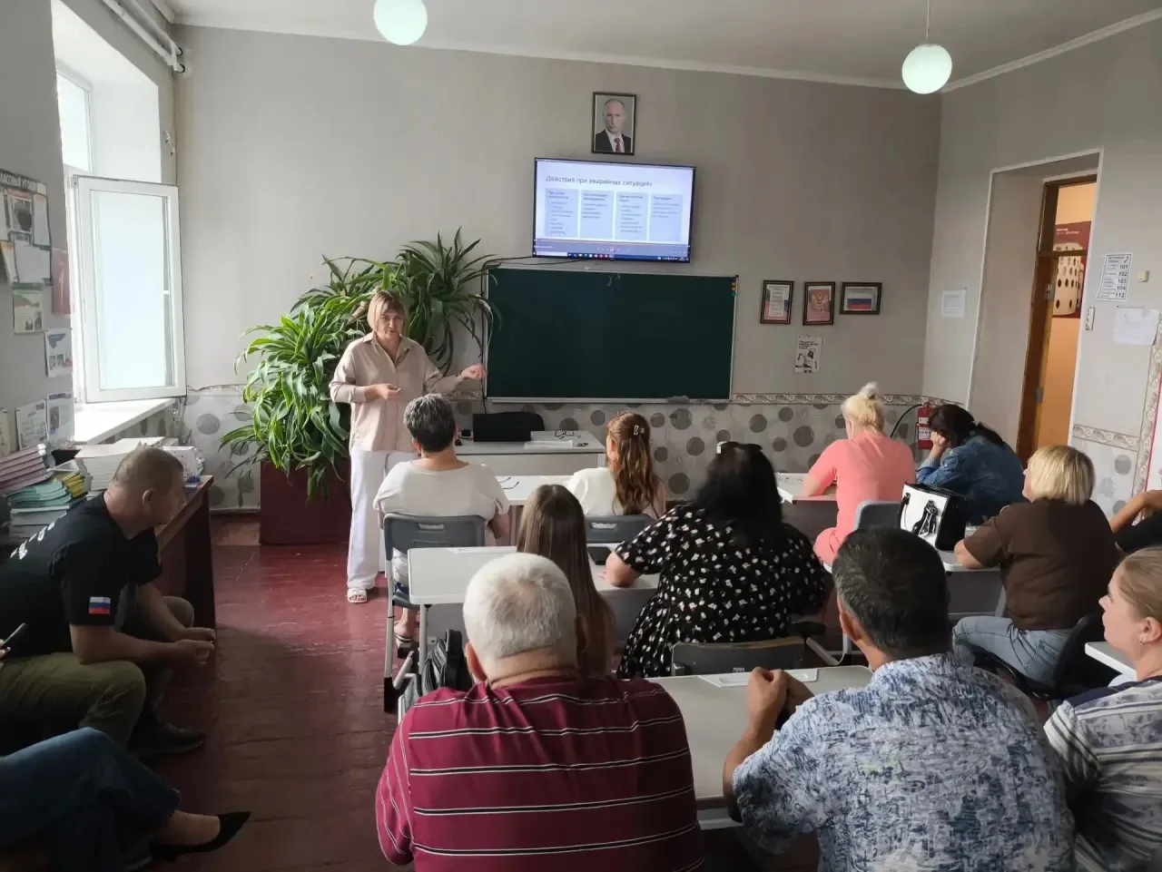 Перед стартом нового учебного года для всех сотрудников и педагогов были проведены обяз...