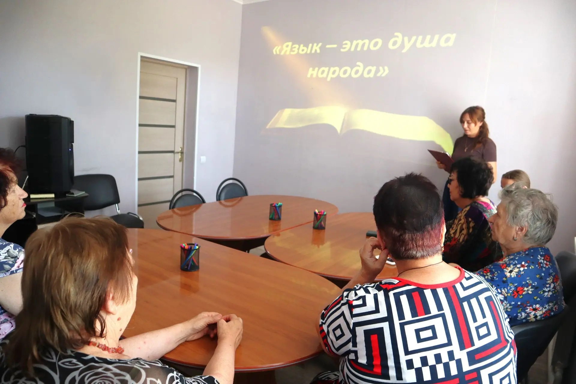 В Год единства народов России познаем культурное богатство страны – «Единый язык велико...