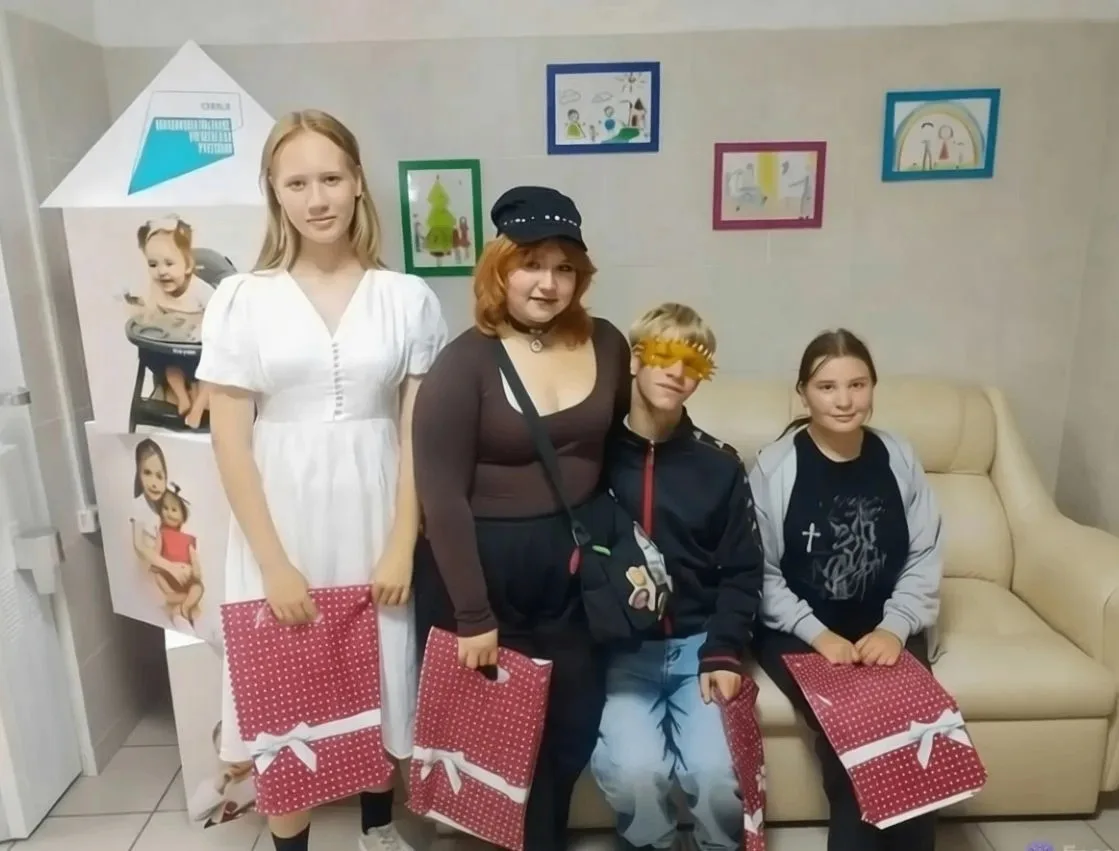 В рамках акции «Соберем детей в школу» в отделении по работе с семьей прошло мероприяти...