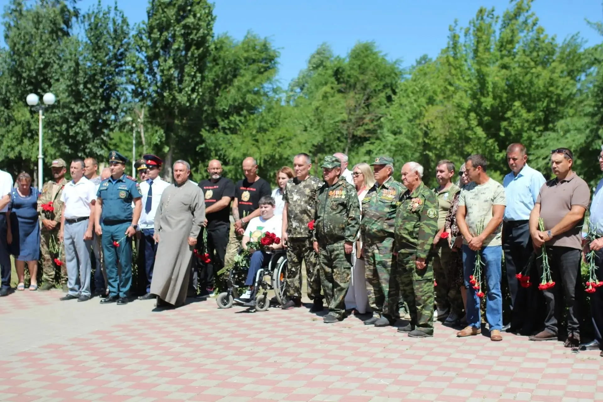 Вчера в Жирновском районе состоялись памятные мероприятия, посвящённые Дню ветеранов бо...