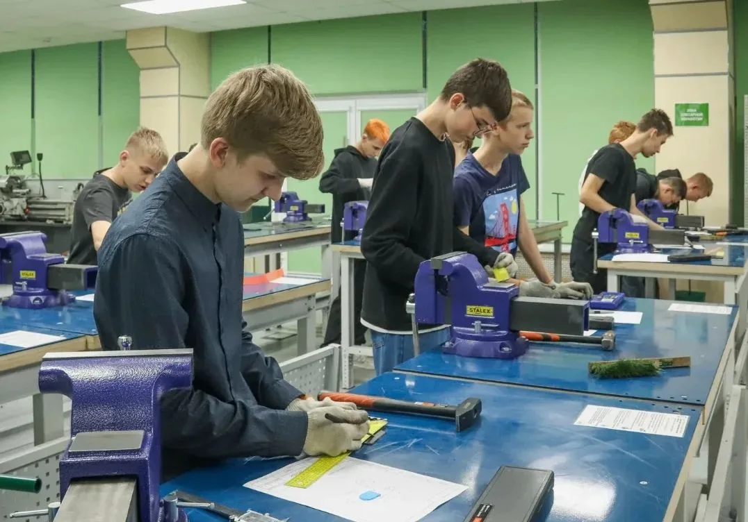 Школьники могут бесплатно получить профессию