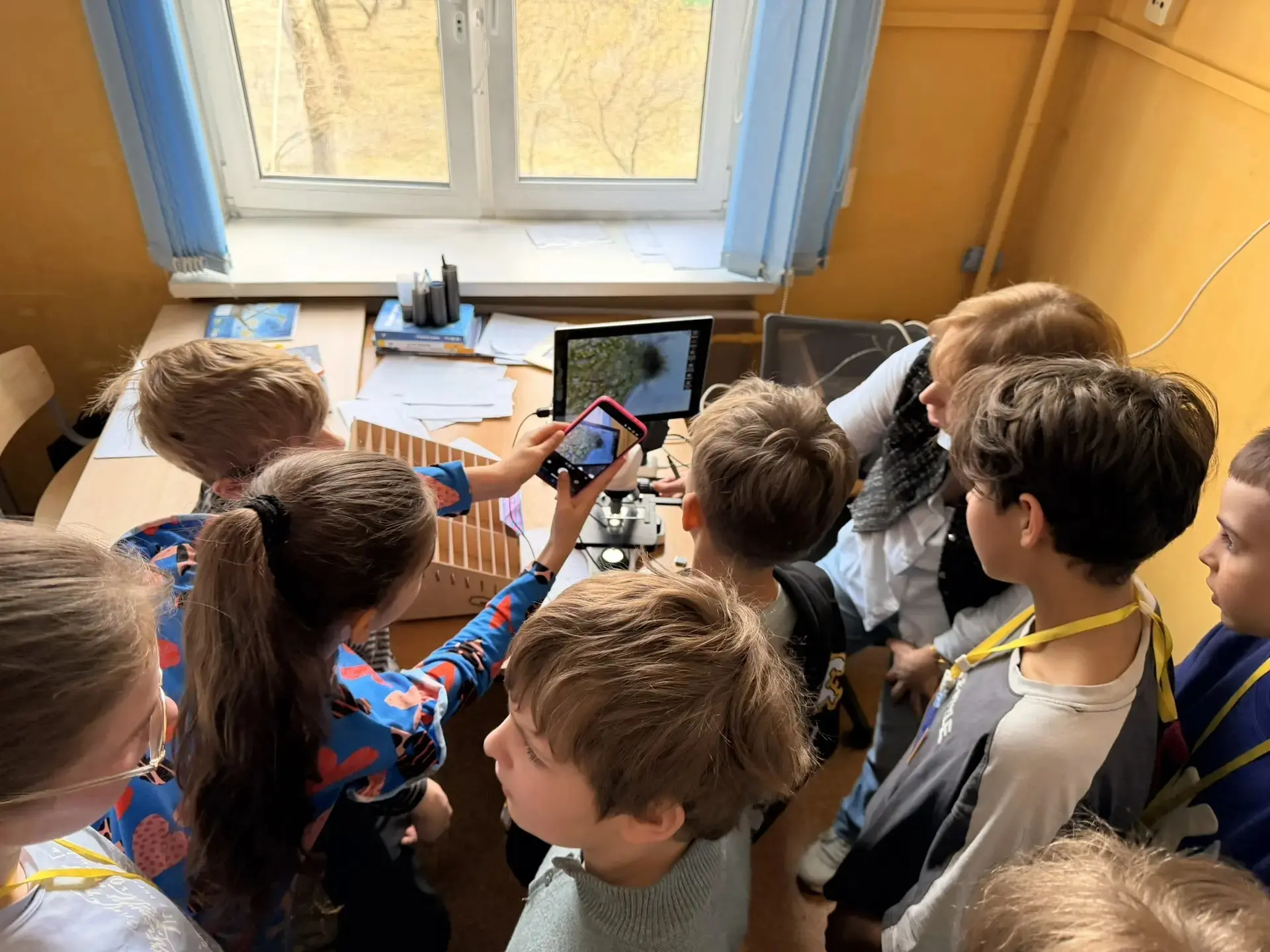 ✨ Каникулы с пользой  📍 Ленинский проспект, 34А  🤩 С 30 марта по 3 апреля в нашей школе прошла интен