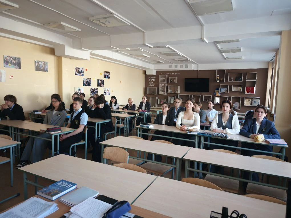 🎖️ Что такое патриотизм? Ответ искали вместе с «Первыми»  💥Ученики 10 О класса стали участниками тем