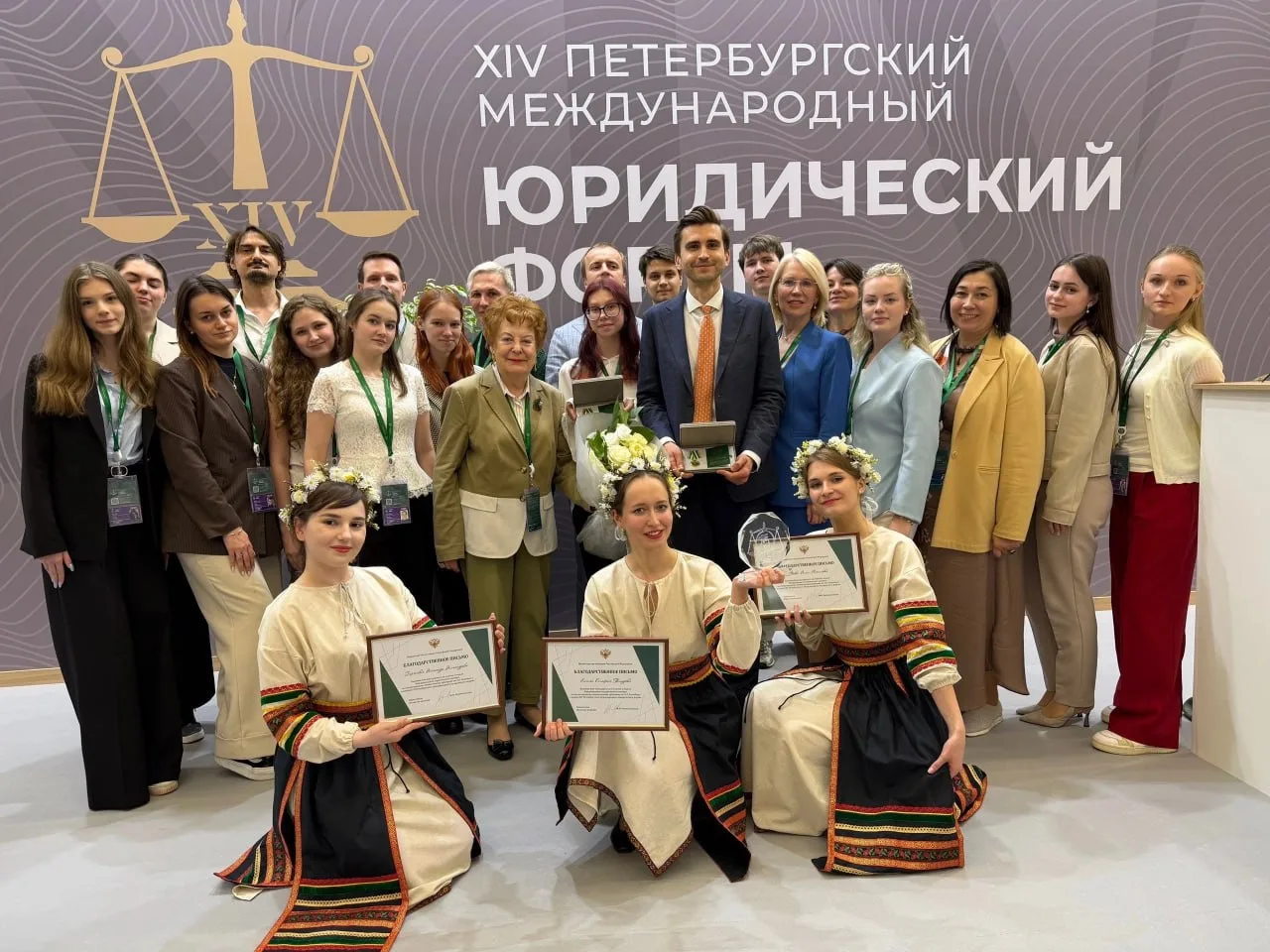 📷 Вспоминаем моменты ПМЮФ–2026 вместе!