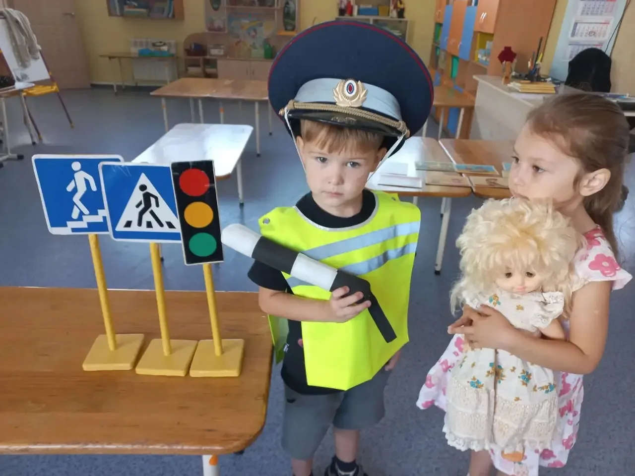 🚦 Безопасность — это важно и увлекательно! 🧑‍🚒