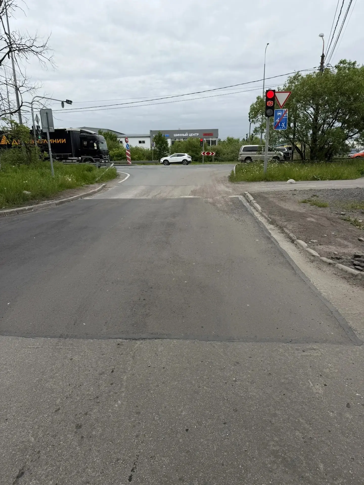 🚧 Ремонт асфальтового покрытия 
 
Уважаемые жители! Подрядная организация продолжает работы в части