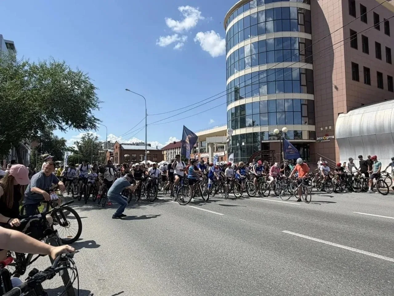 🚴‍♂️ В Тюмени прошёл велофестиваль «440 колёс» в рамках IRONSTAR TYUMEN 2026
