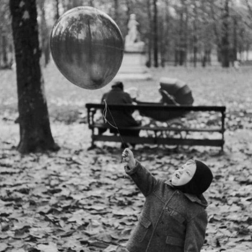 Pаньше ценности были другими. Cейчас детям для счастья нужен как минимум новомодный гад...