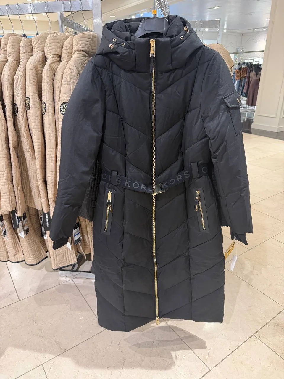 MICHAEL KORS🏷️
