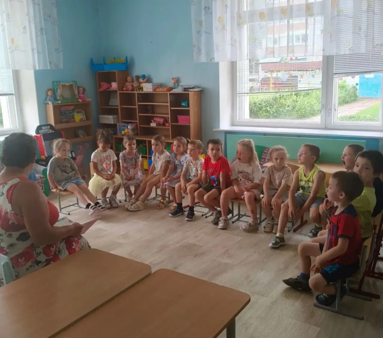День загадывания желаний 💭

В череде развивающих занятий, прогулок и тихого часа у Рамзии Муллахмет