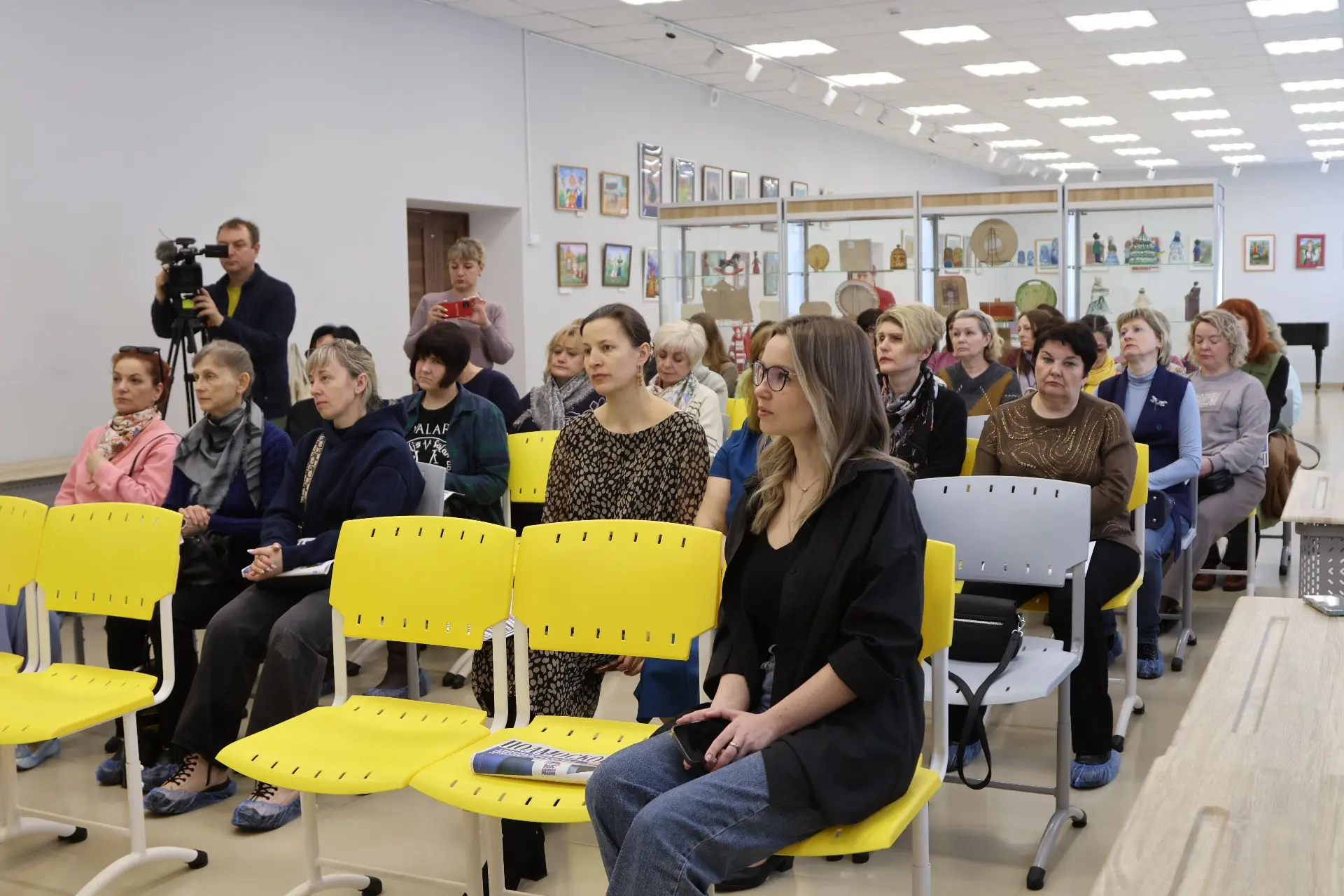 🤝 Андрей Голубев встретился с сотрудниками Детской школы искусств  В Ступинской детской школе искусс