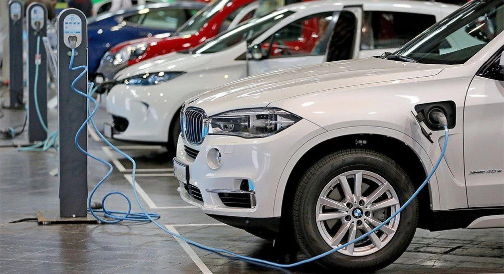 🇺🇿 На электромобили приходится 70% импорта легковых авто в Узбекистан