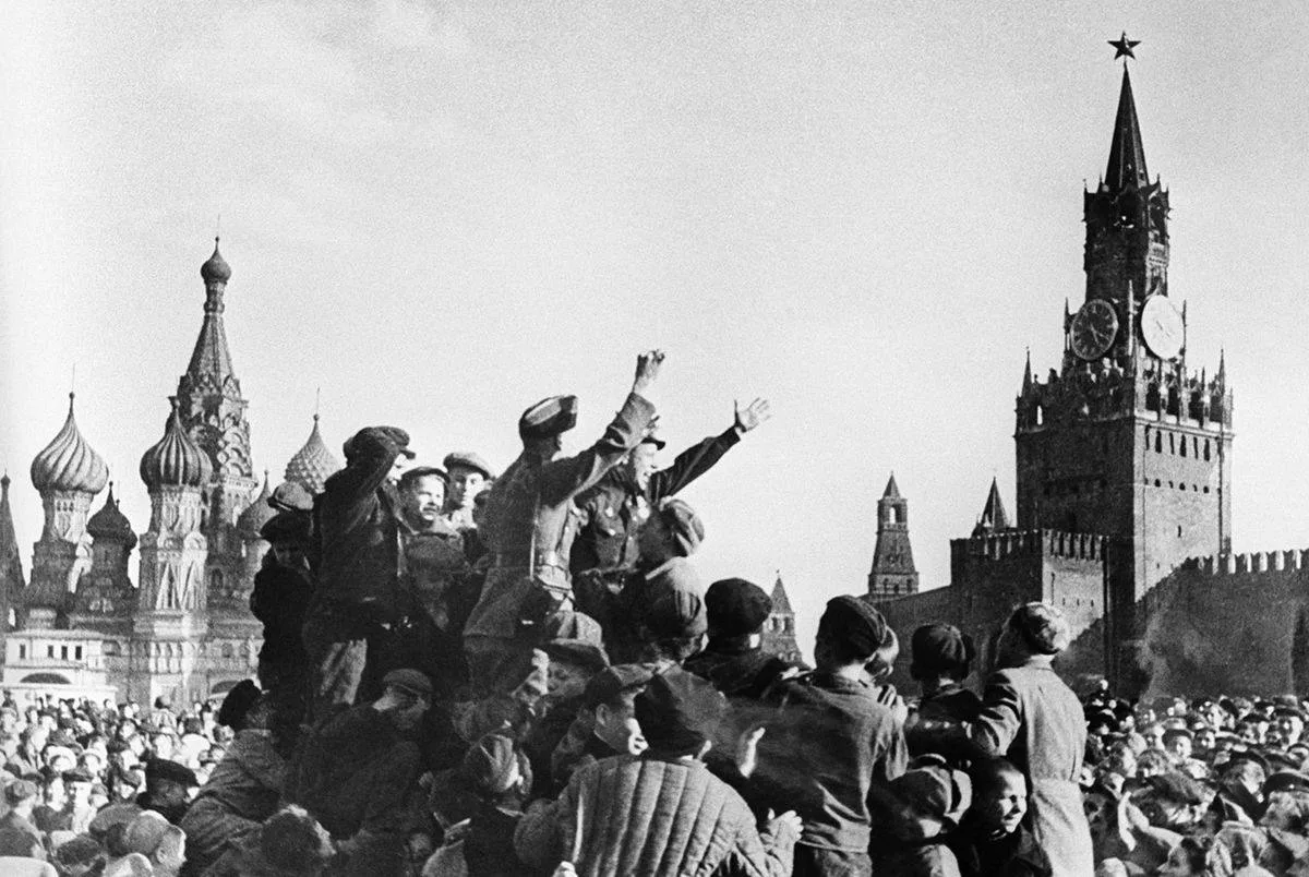 С Днём Победы! Христос Воскресе!