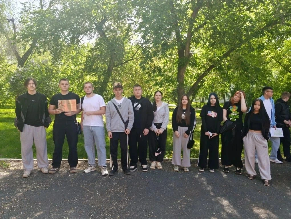 🚩 В честь 81-летия Великой Победы наши студенты сменили учебные аудитории на «поле боя»! ГАПОУ «ОАТК