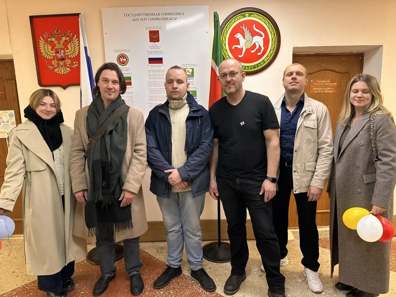 Команда преподавателей и аспирантов Института физики посетила Лицей №1 г. Зеленодольск ...