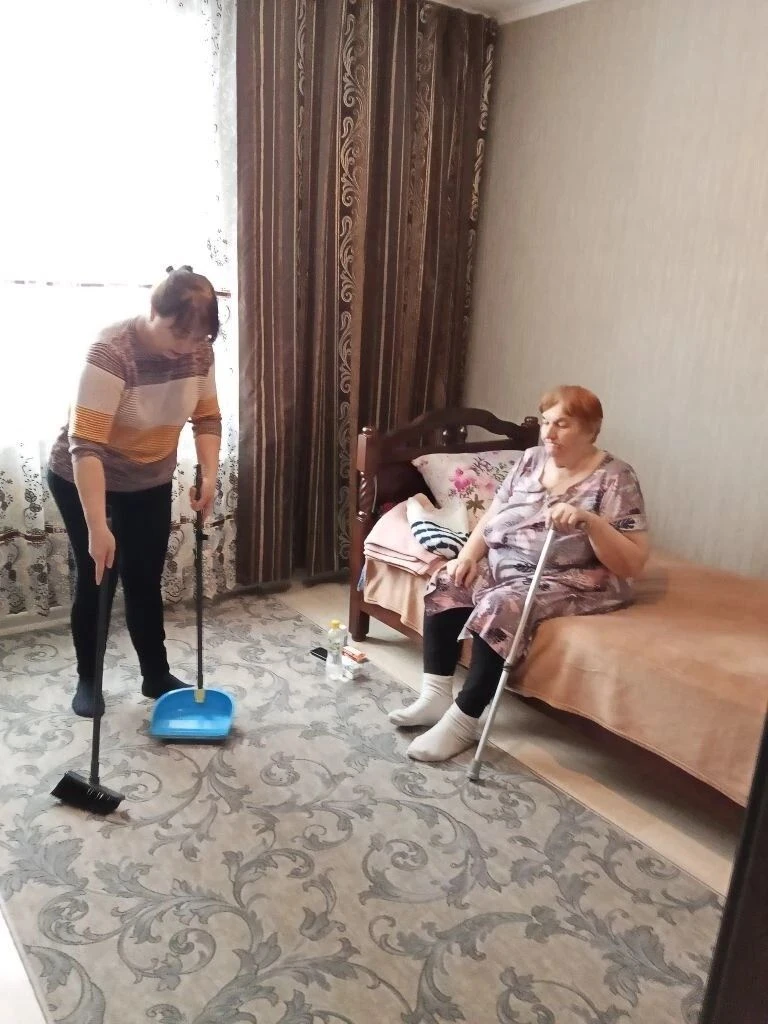 ❤️Сотрудники комплексного центра социального обслуживания населения  Глушковского района продолжают 