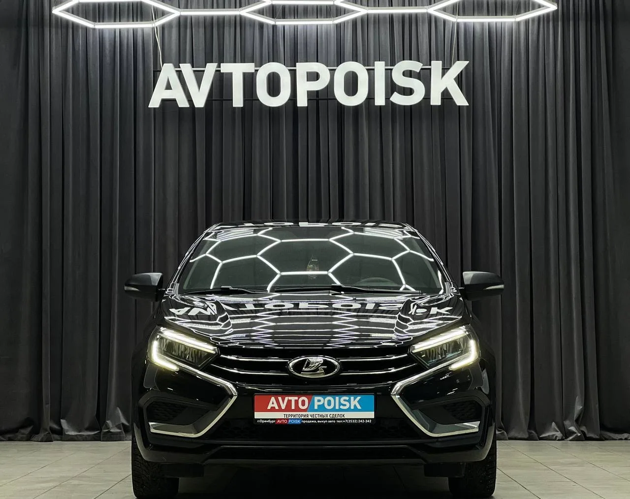 Lada Vesta в комплектации КОМФОРТ 🔥  — 2024 год; — Двигатель 1.6, 106 л/с.; — Пробег 43.000 км.; — 2
