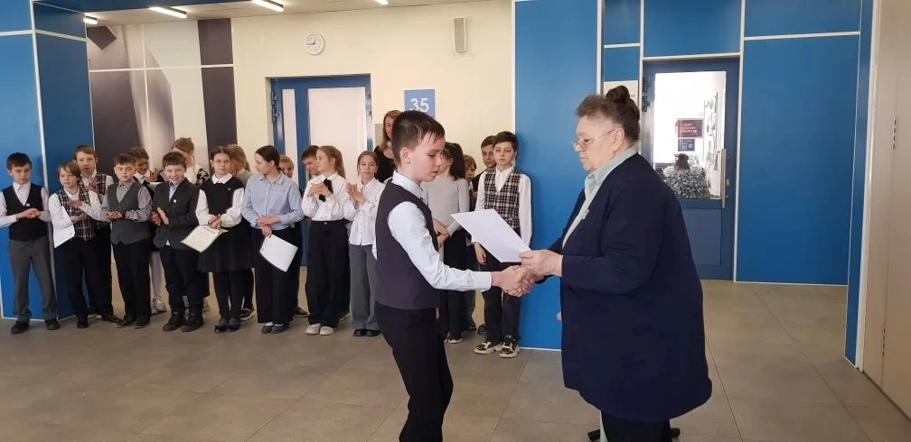Награждение победителей и призёров школьного тура ВсОШ✅  В начале этой четверти в школе прошло торже