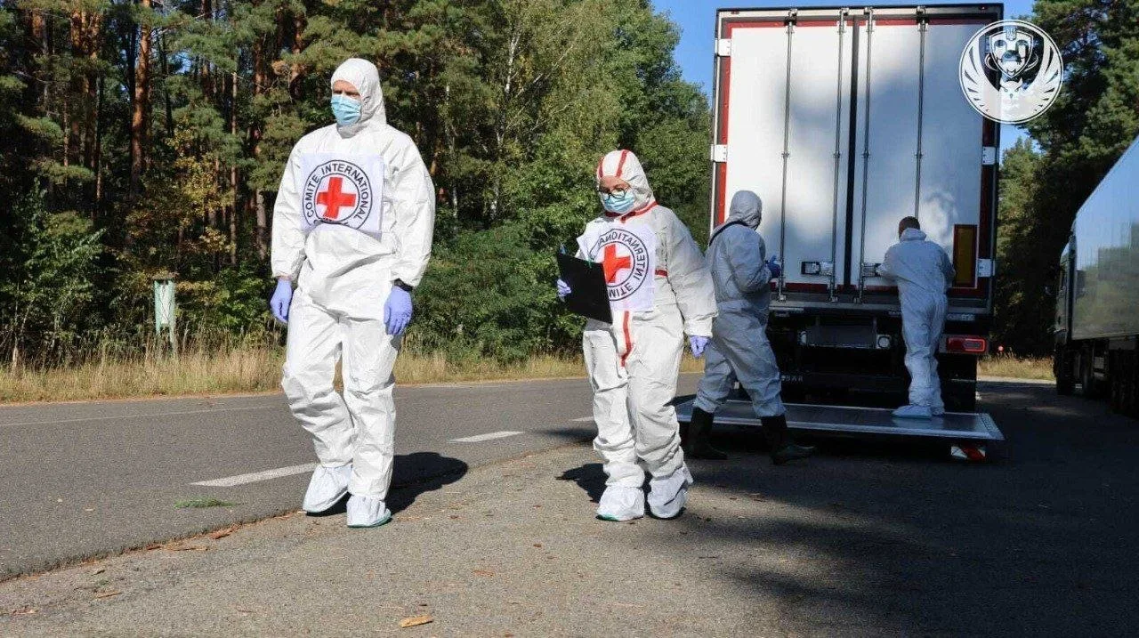 Россия и Украина провели обмен телами погибших. РФ передала Украине 252 тела погибших, ...