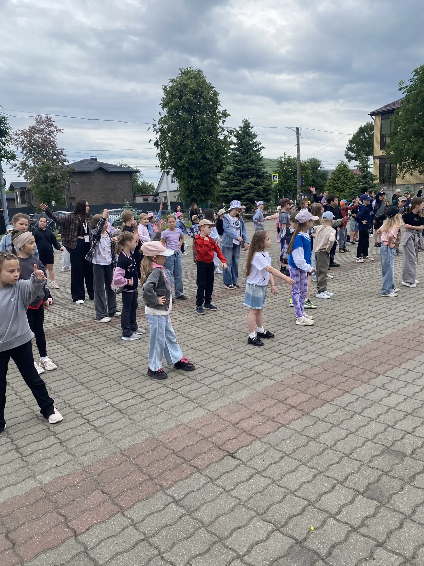🏃ВСЕМИРНЫЙ ДЕНЬ БЕГА В ЛАГЕРЕ «РАДУГА»

✨ Сегодня, 4 июня, день в оздоровительном лагере начался с 
