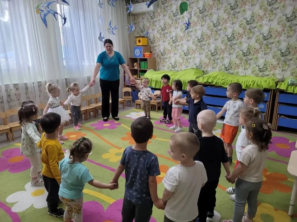 Сегодня в младшей группе прошел самый яркий, веселый и добрый праздник, посвященный Дню...