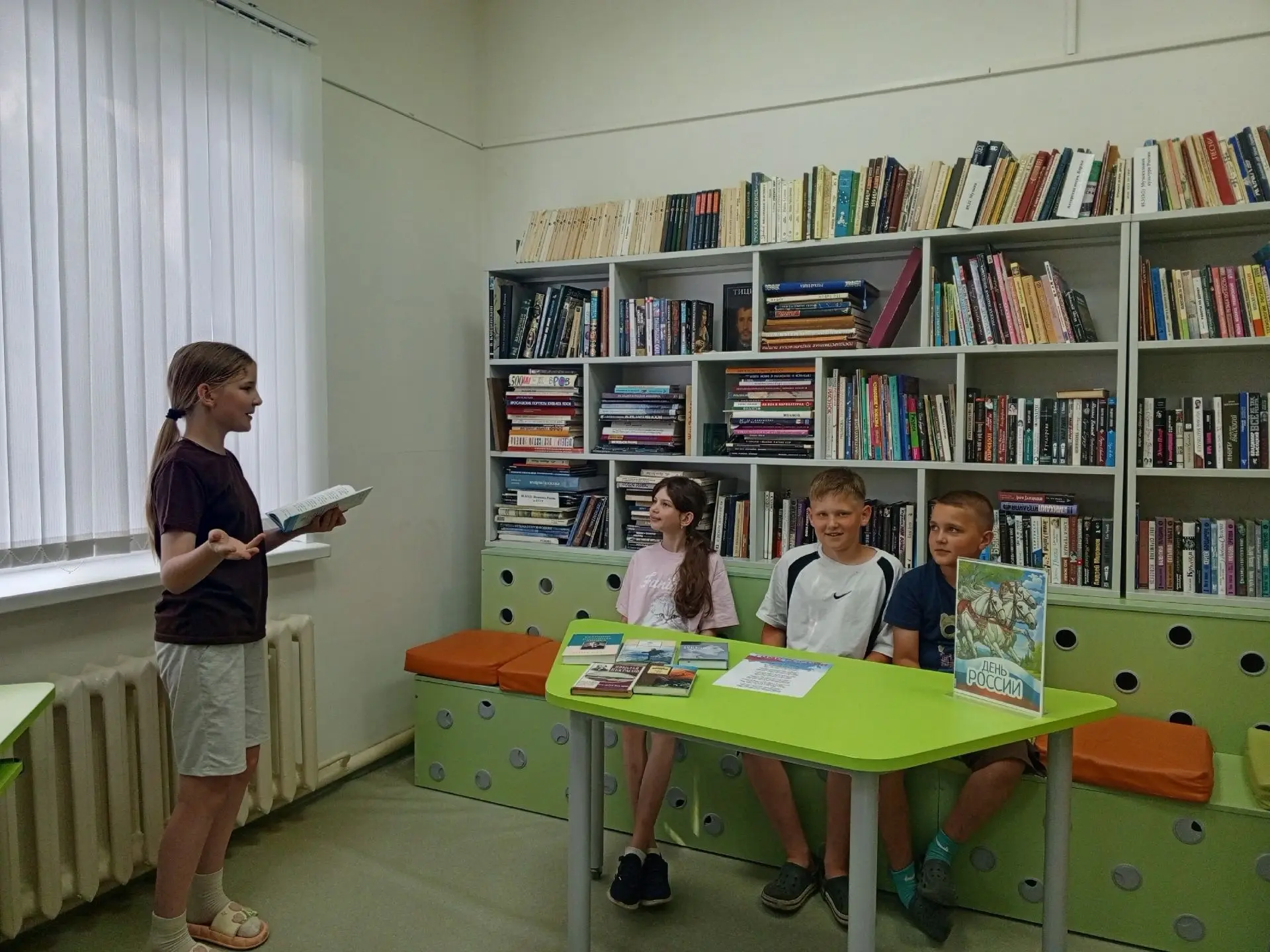«Я другой такой страны не знаю...»
В библиотеке прошли громкие чтения «Я другой такой страны не знаю