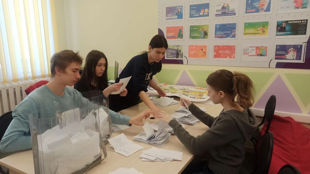 🎉 Мы знаем имя нового президента школы!  По итогам голосования, прошедшего 2 марта, определился лиде