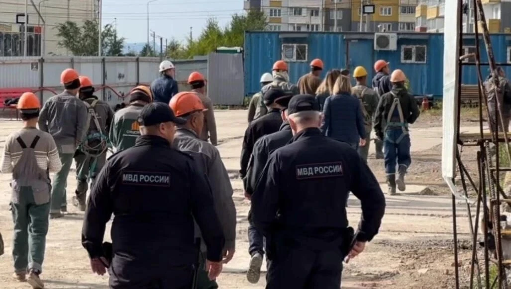 В Красноярском крае выявили 179 нарушений миграционного законодательства

С 14 по 16 июля сотрудники