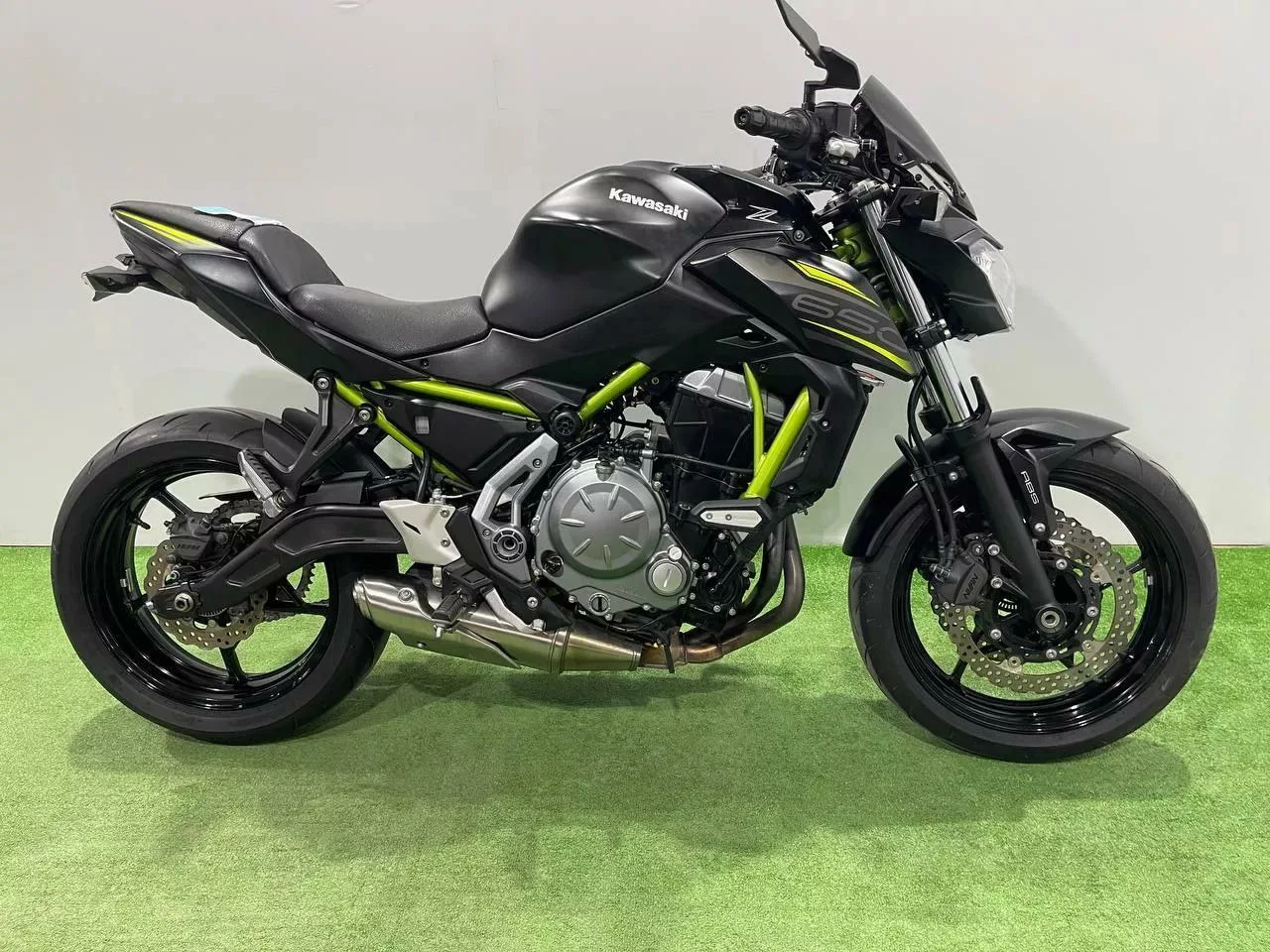 KAWASAKI Z650 ABS