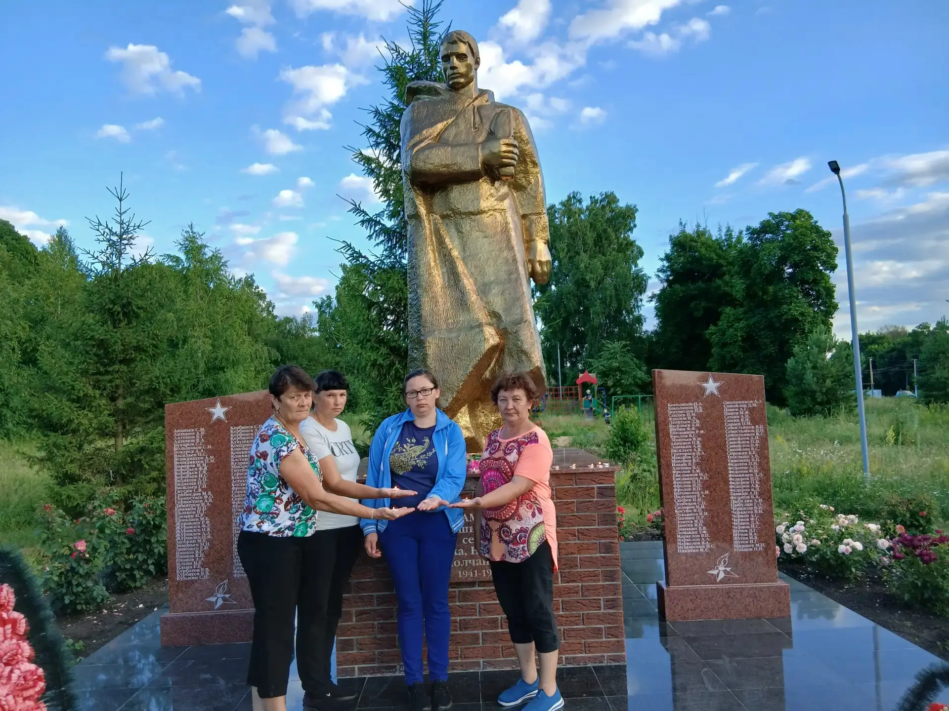 22 июня, в День памяти и скорби, Северский сельский Дом культуры провел патриотическую ...