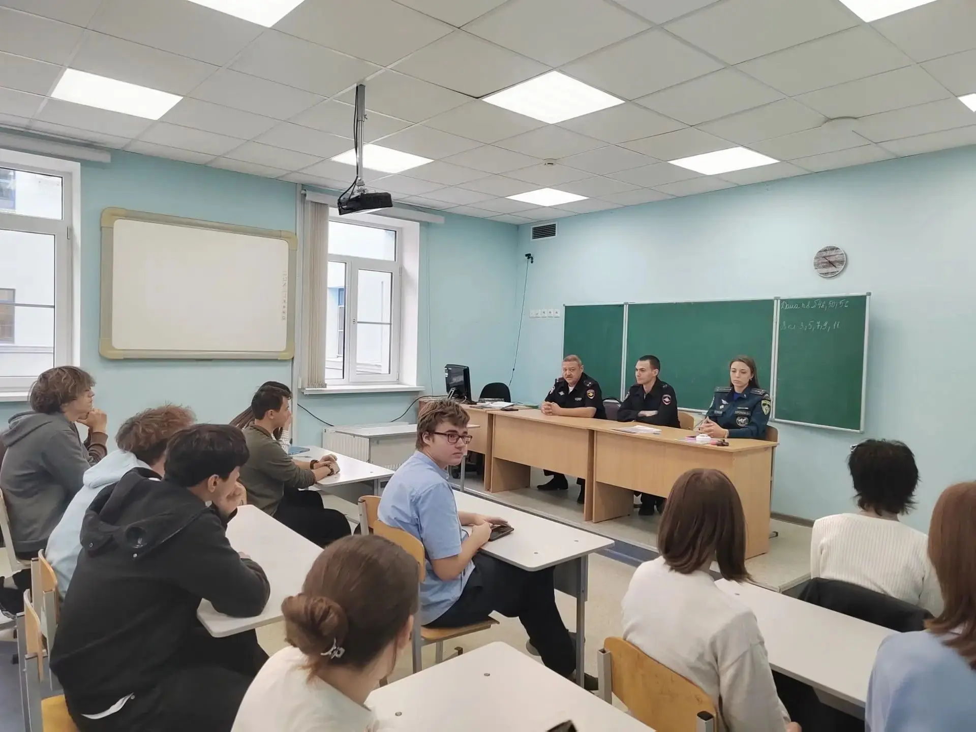 🛡️ БЕЗОПАСНОСТЬ НАЧИНАЕТСЯ С НАС: «НЕДЕЛЯ БОЛЬШОЙ ПРОФИЛАКТИКИ» В ШКОЛЕ № 55
