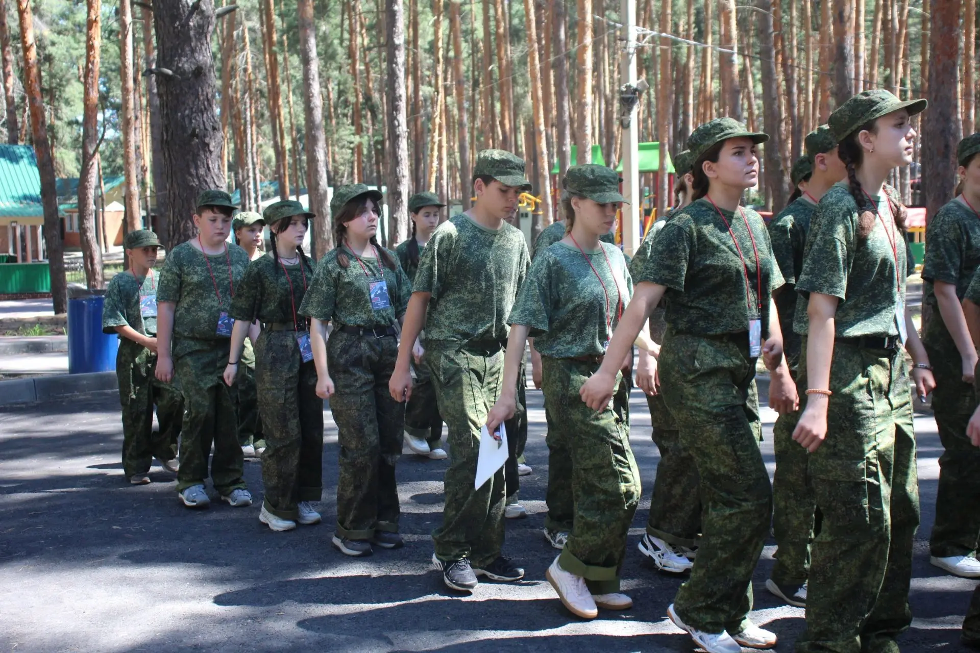 Завершилась оборонно-спортивная смена: 95 подростков проверили себя на прочность в лаге...