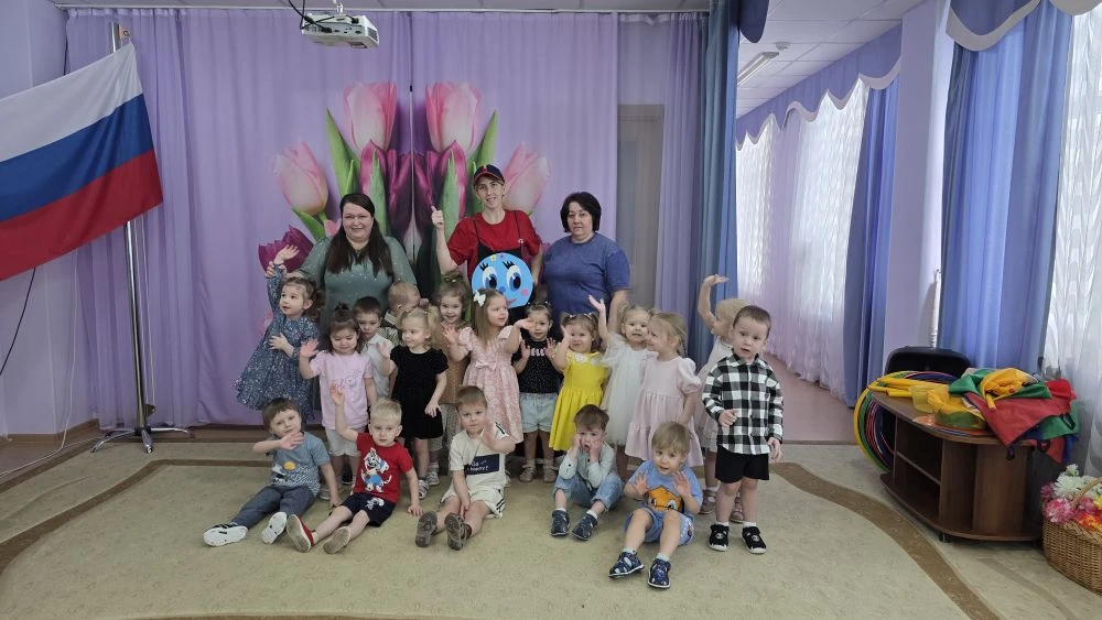 Утренник к 8 марта, группа "Весёлые Утята"