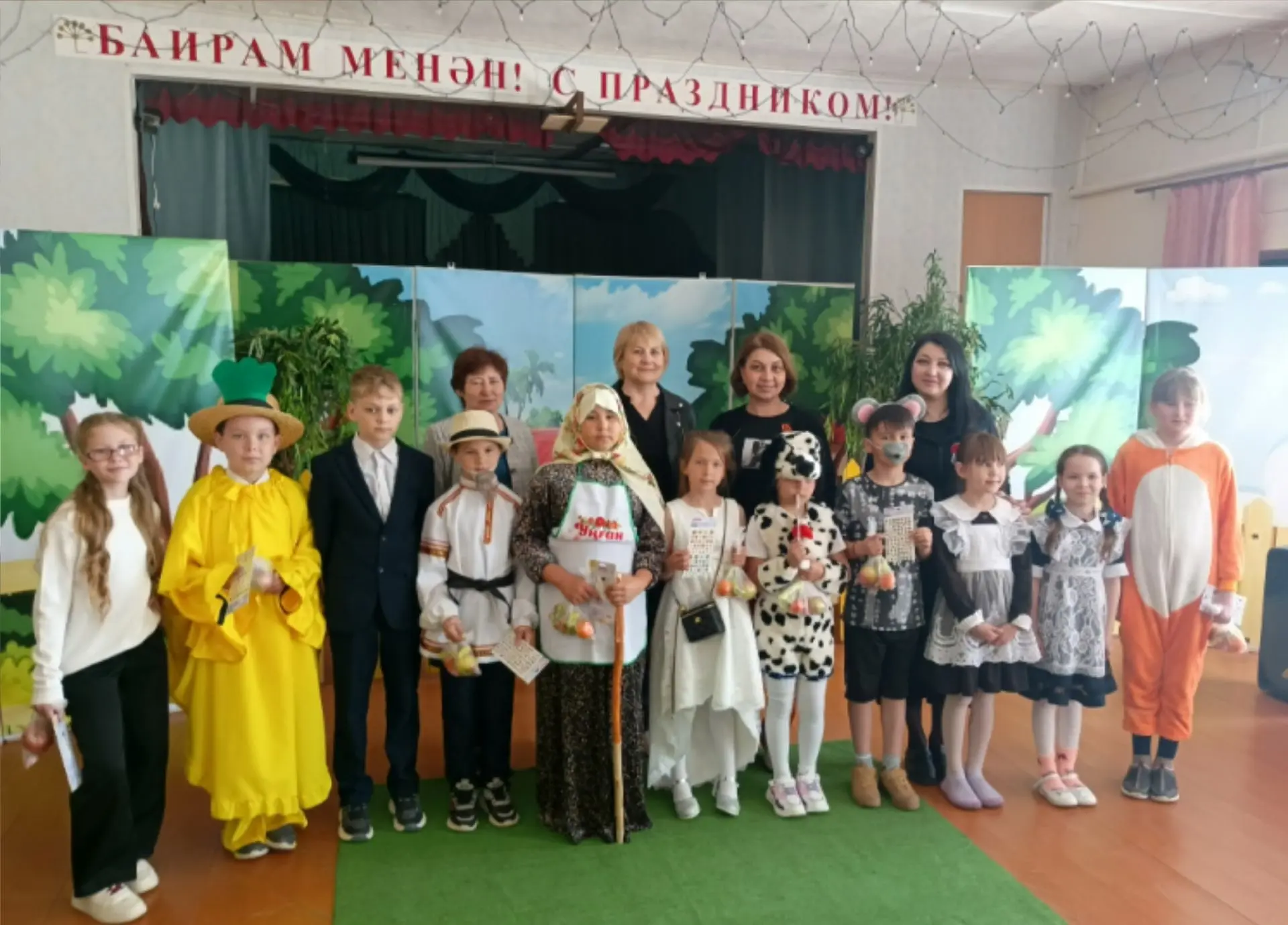 📚✨ Современная "Репка": волшебство сцены в Калмашевской сельской библиотеке  💥6 мая в Калмашевской б